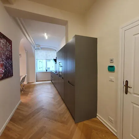 Sviti Apartment Ljubljana