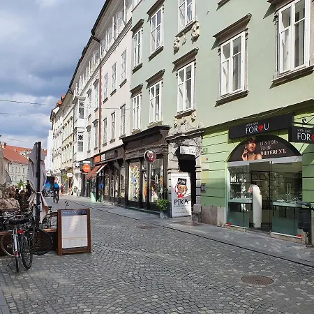 Sviti Ljubljana