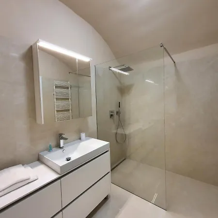 Apartment Sviti *